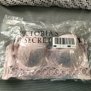 Victoria’s Secret Bra